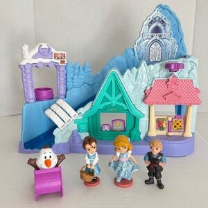 Fisher-Price Little People Disney Frozen Arendelle Sledding Adventures Playset